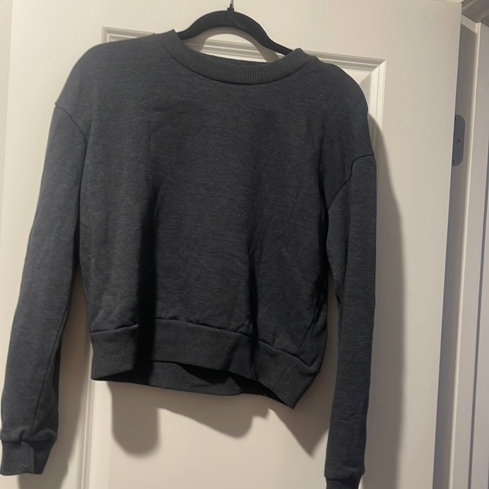 Grey Short Crewneck
